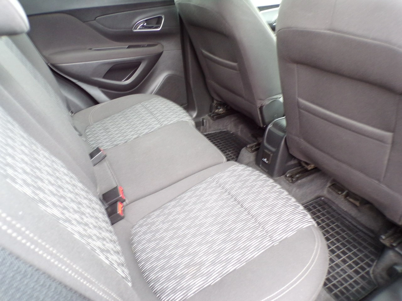 Opel Mokka - Zdjęcie 25