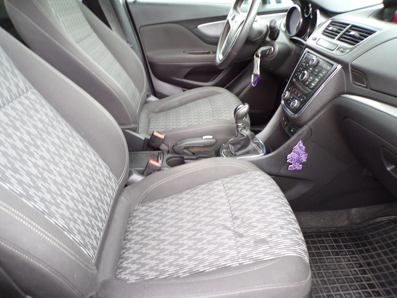 Opel Mokka - Zdjęcie 22