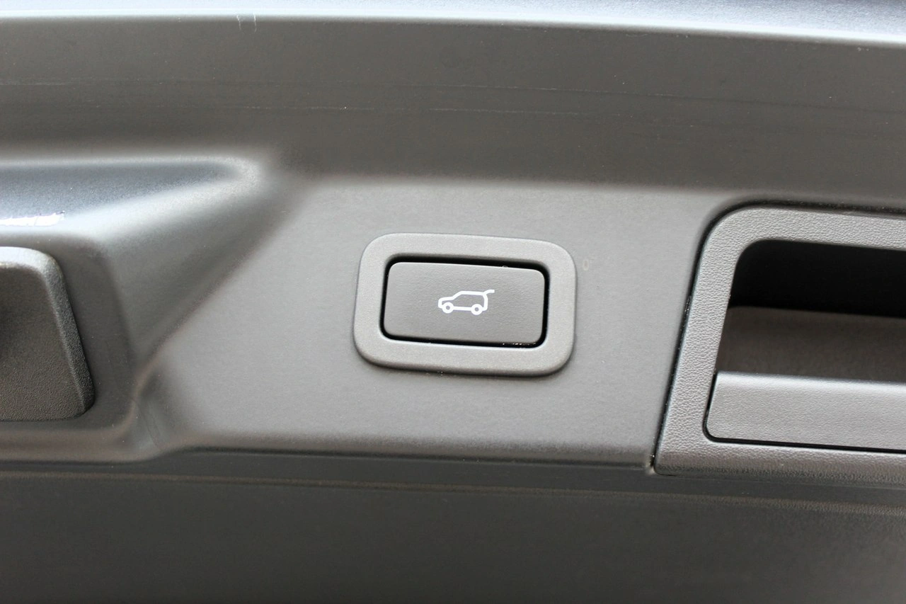 Land Rover Range Rover Velar - Zdjęcie 16