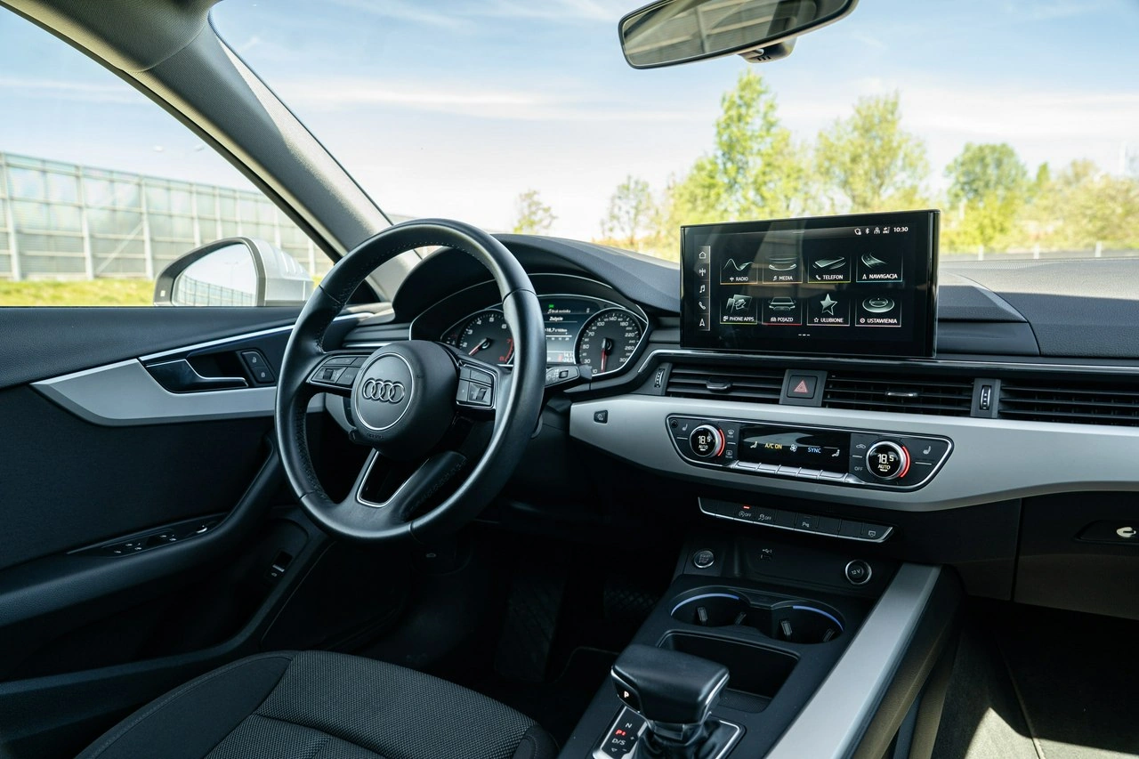 Audi A4 - Zdjęcie 16