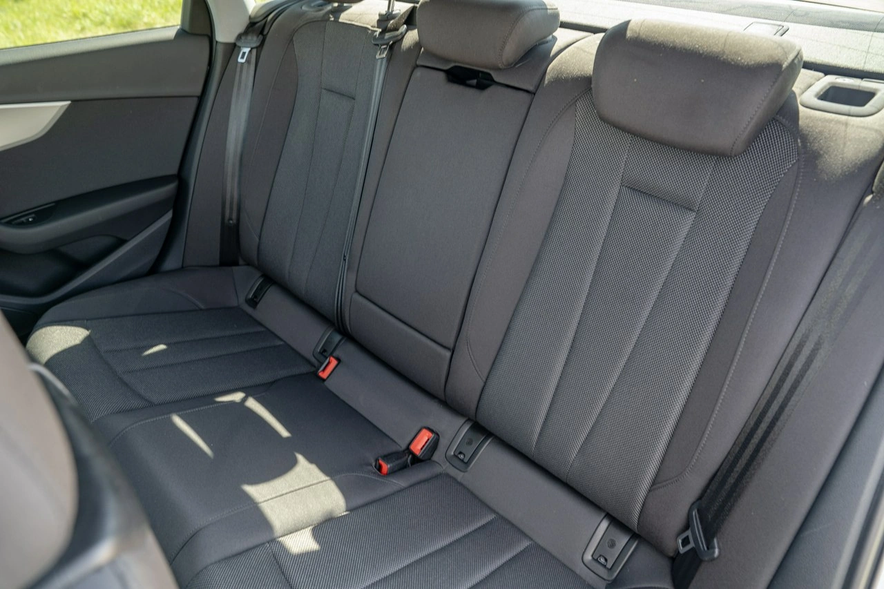 Audi A4 - Zdjęcie 23
