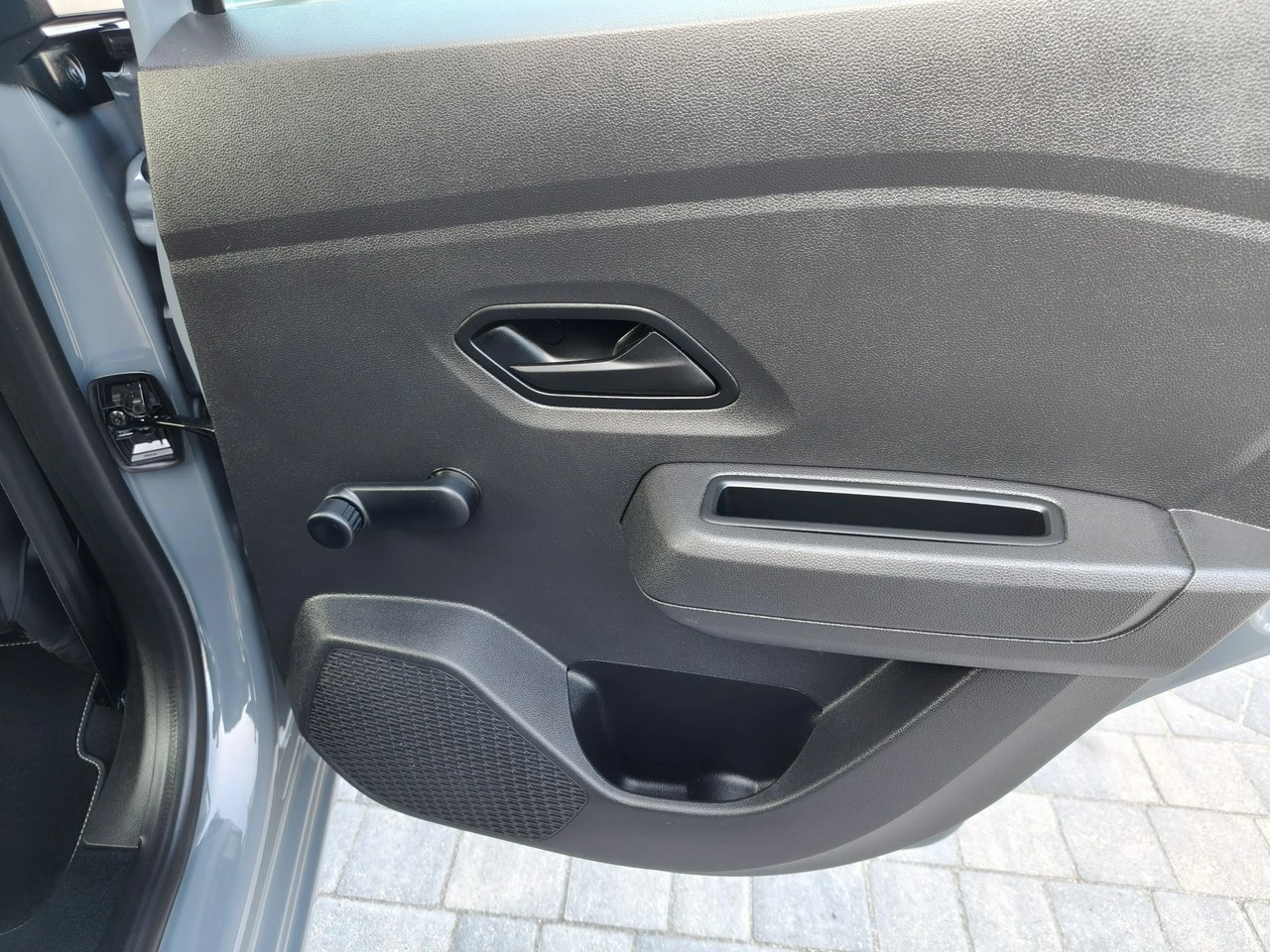 Dacia Sandero - Zdjęcie 23