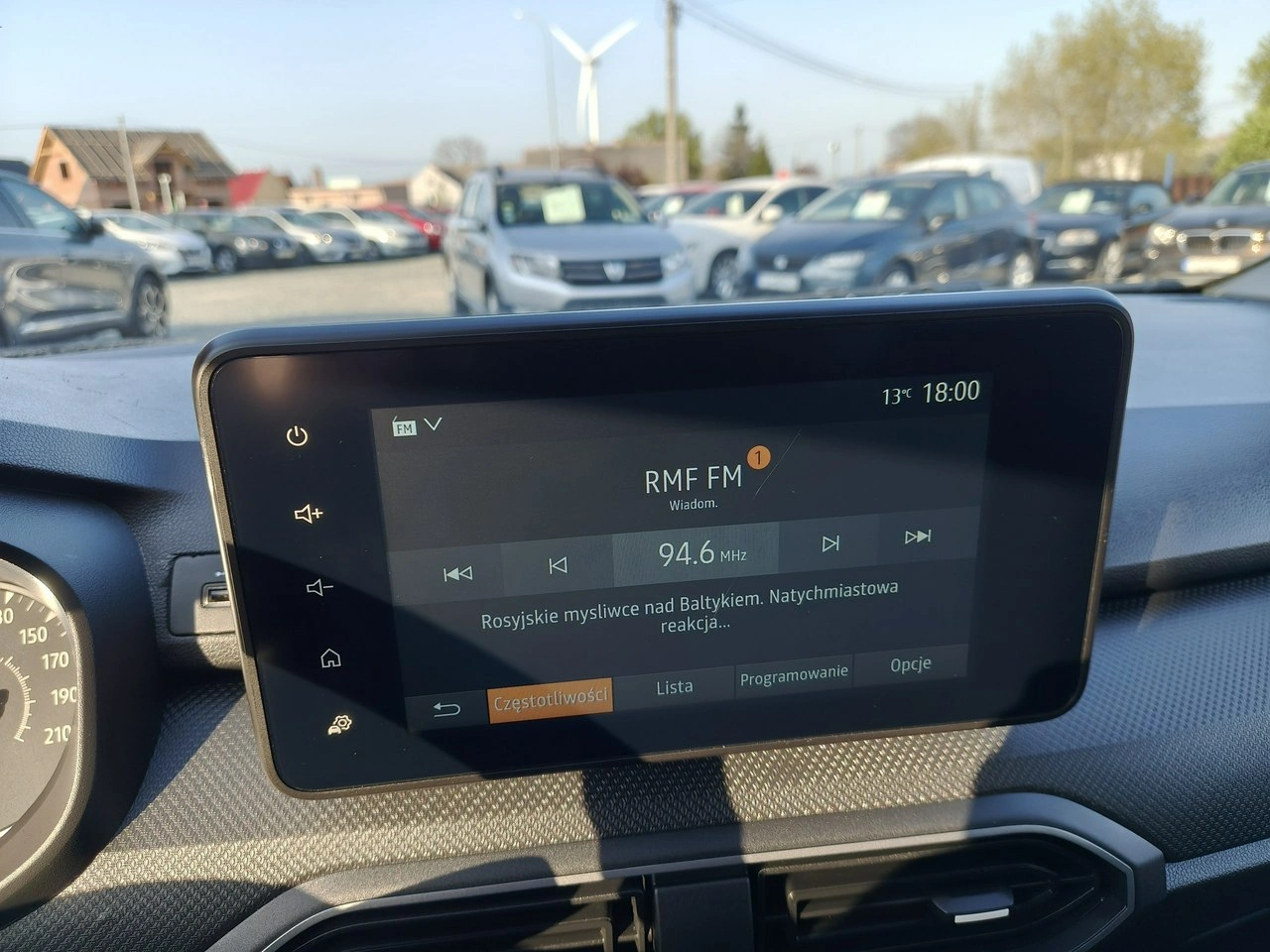 Dacia Sandero - Zdjęcie 9