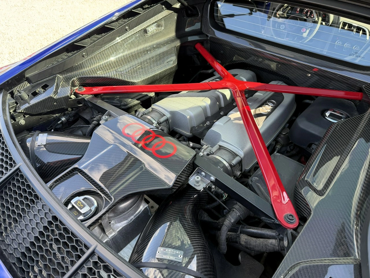 Audi R8 - Zdjęcie 11