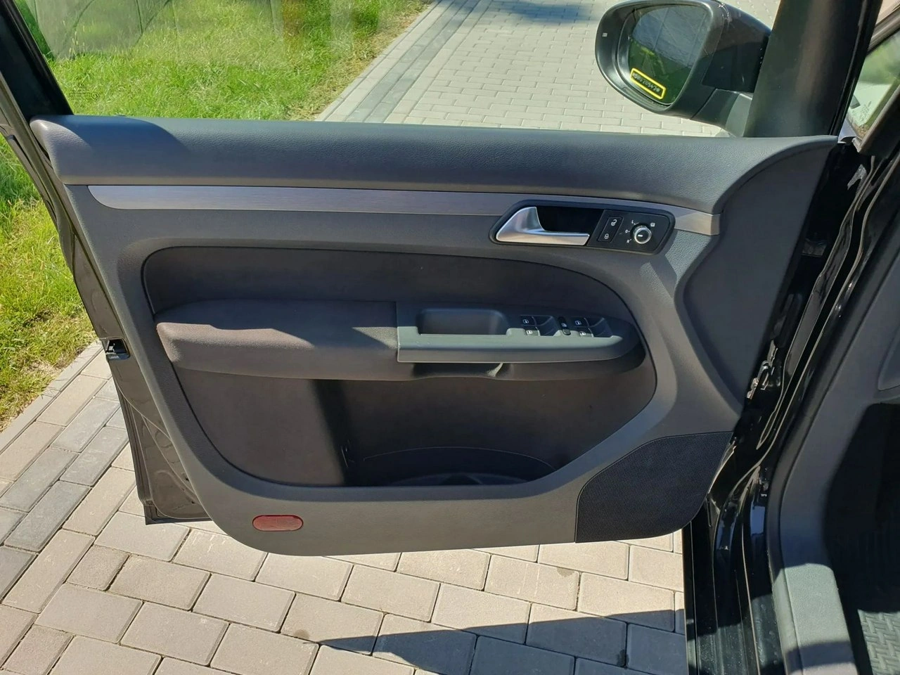 Volkswagen Touran - Zdjęcie 18