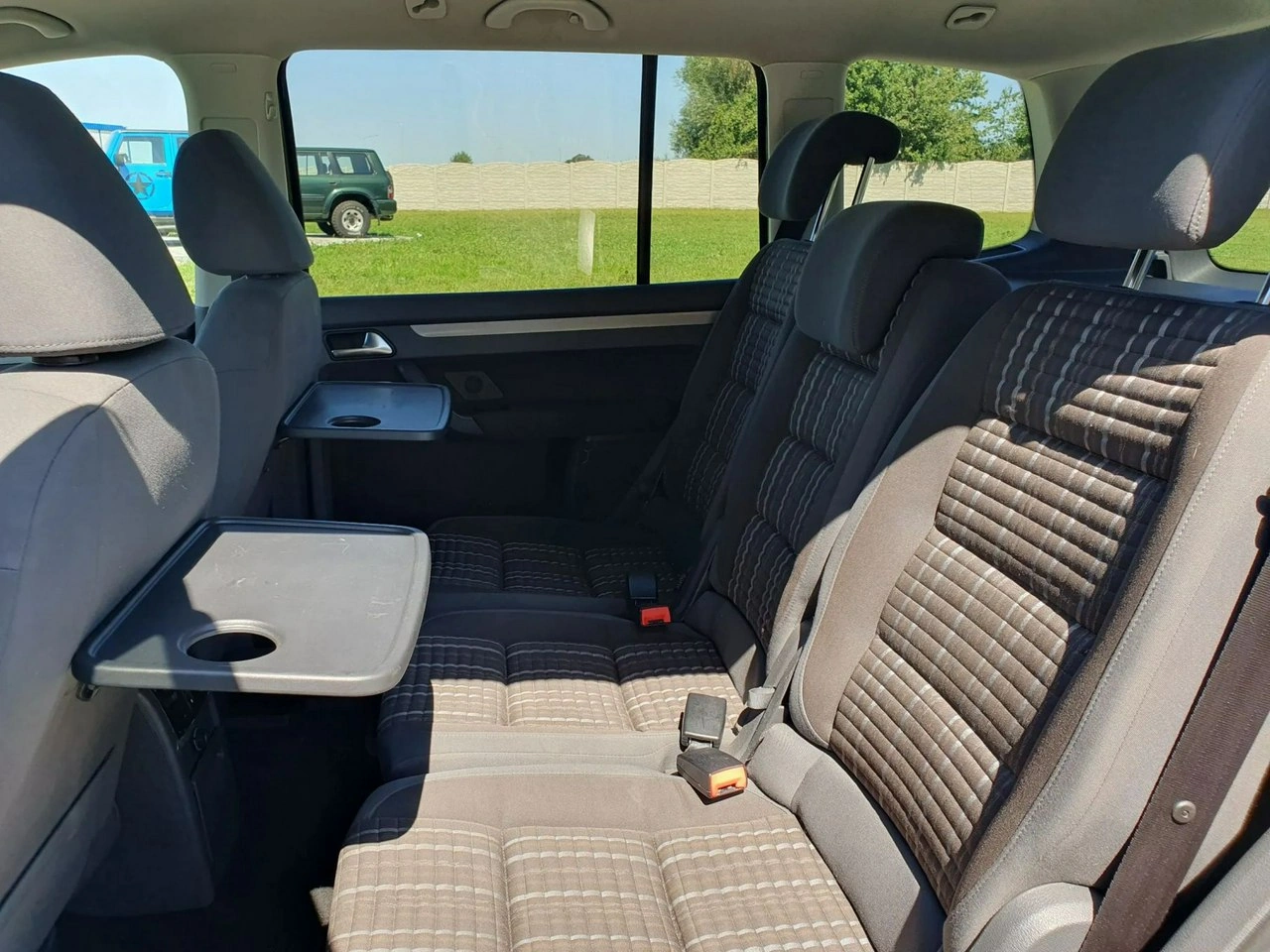 Volkswagen Touran - Zdjęcie 19