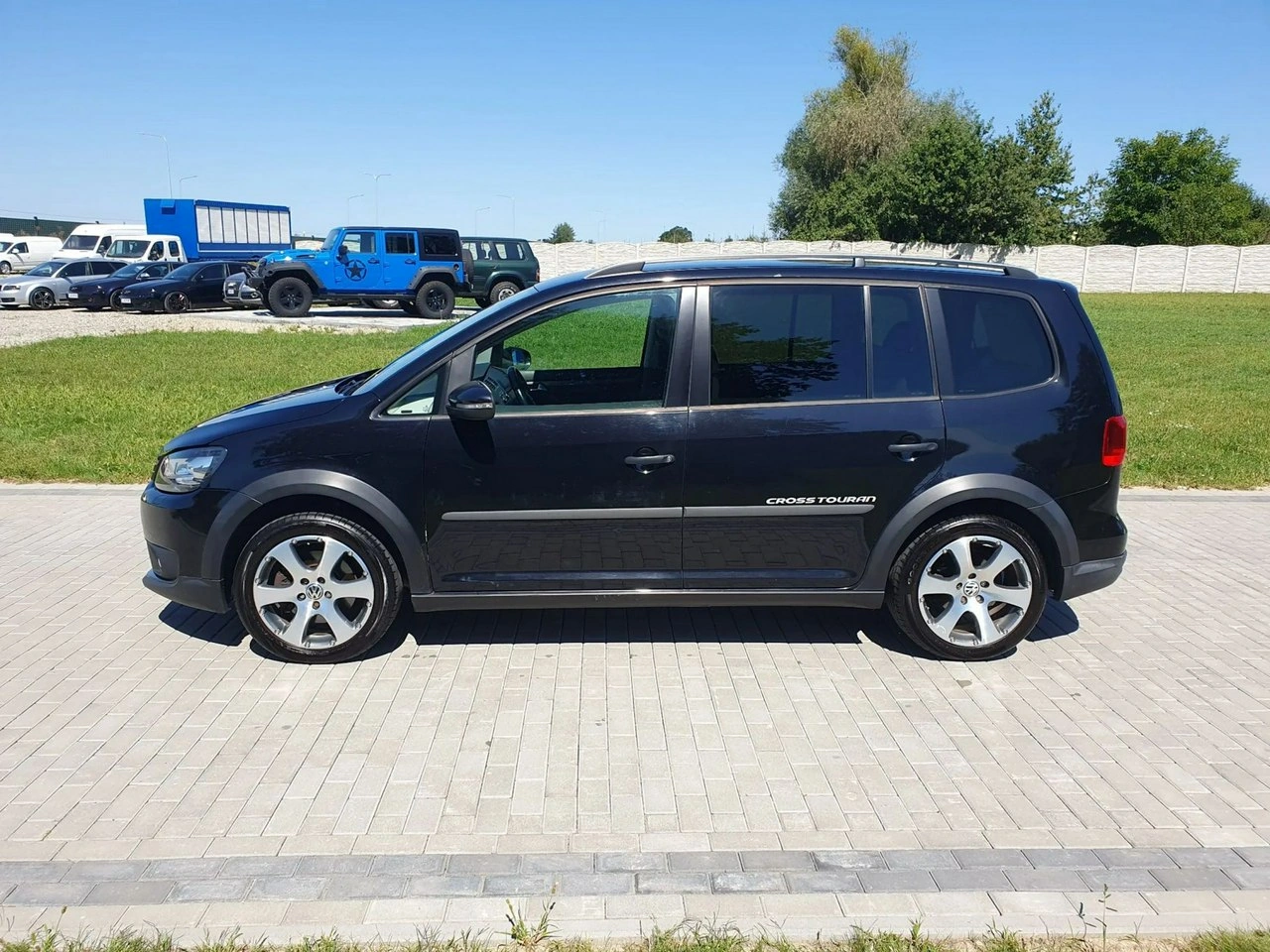 Volkswagen Touran - Zdjęcie 2