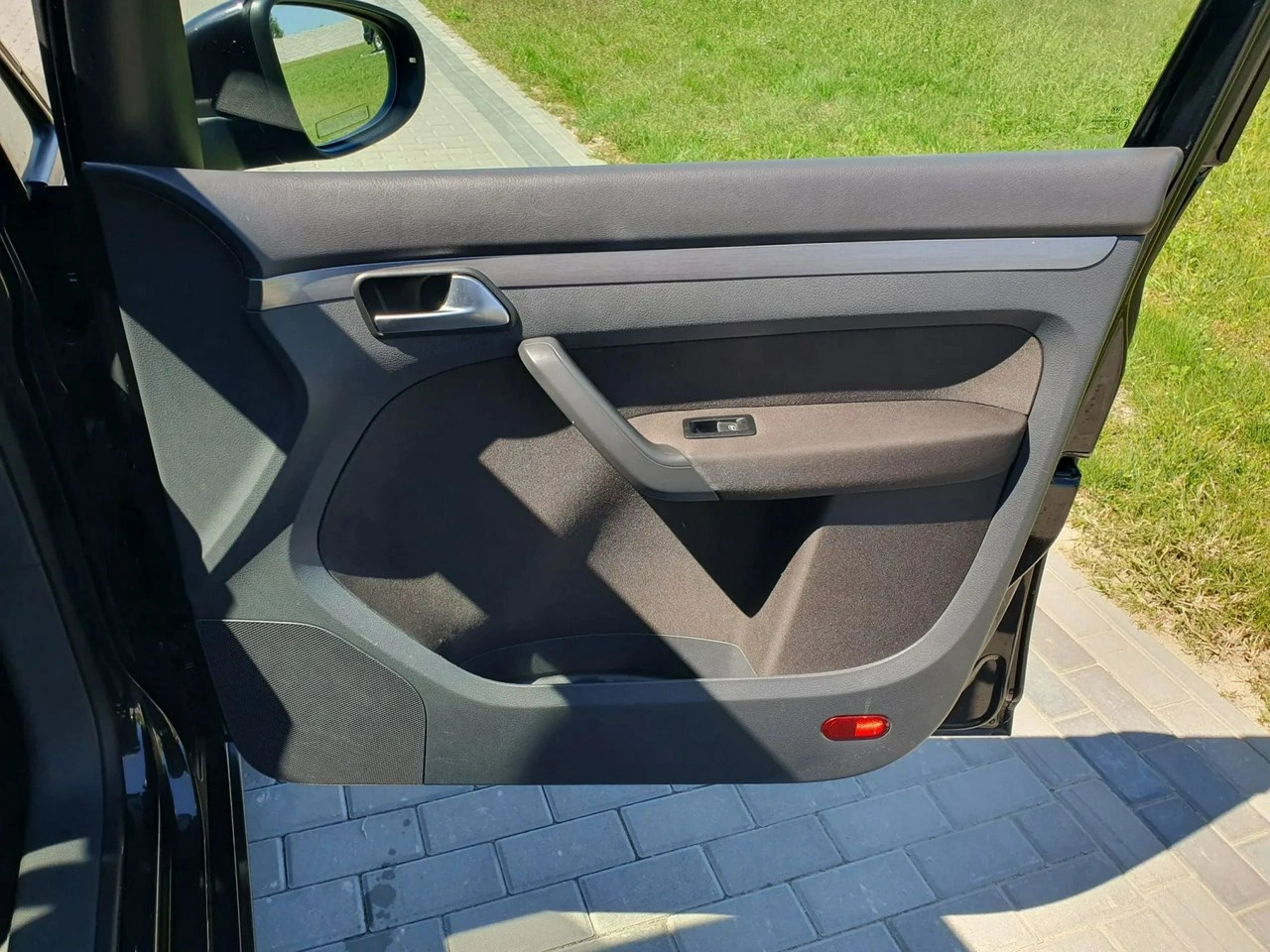 Volkswagen Touran - Zdjęcie 23