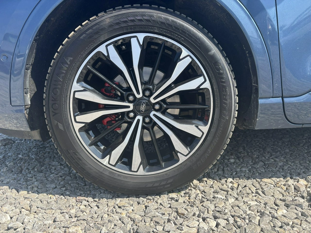 Ford Kuga - Zdjęcie 14