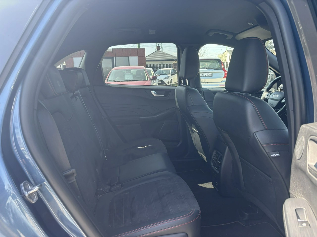 Ford Kuga - Zdjęcie 35