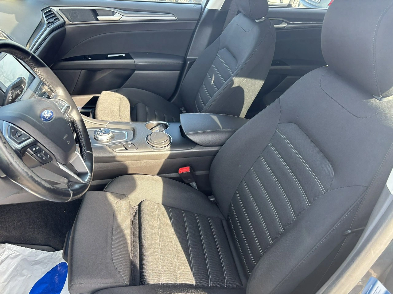 Ford Mondeo - Zdjęcie 22