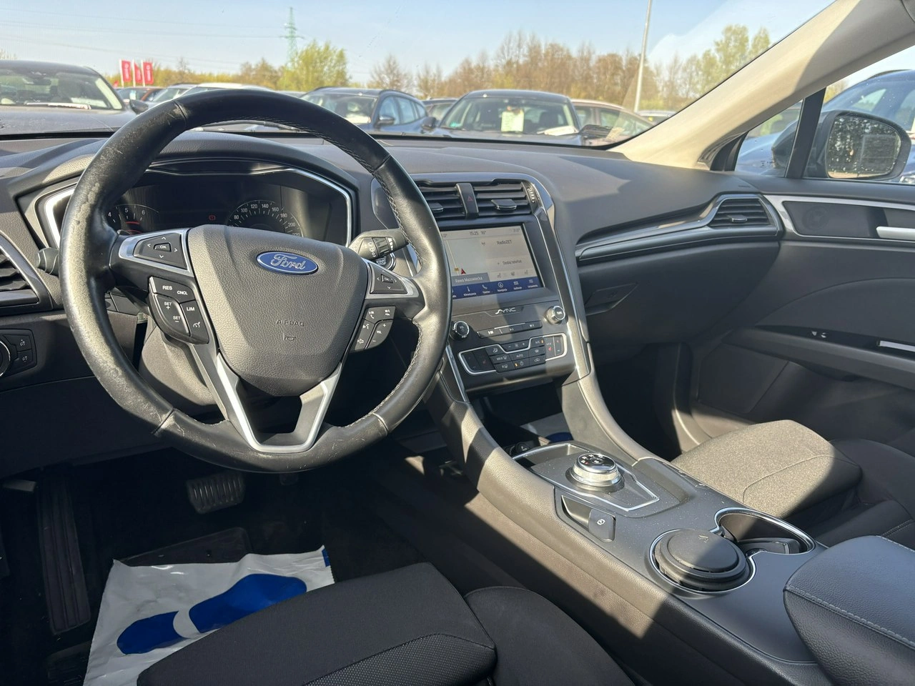 Ford Mondeo - Zdjęcie 23