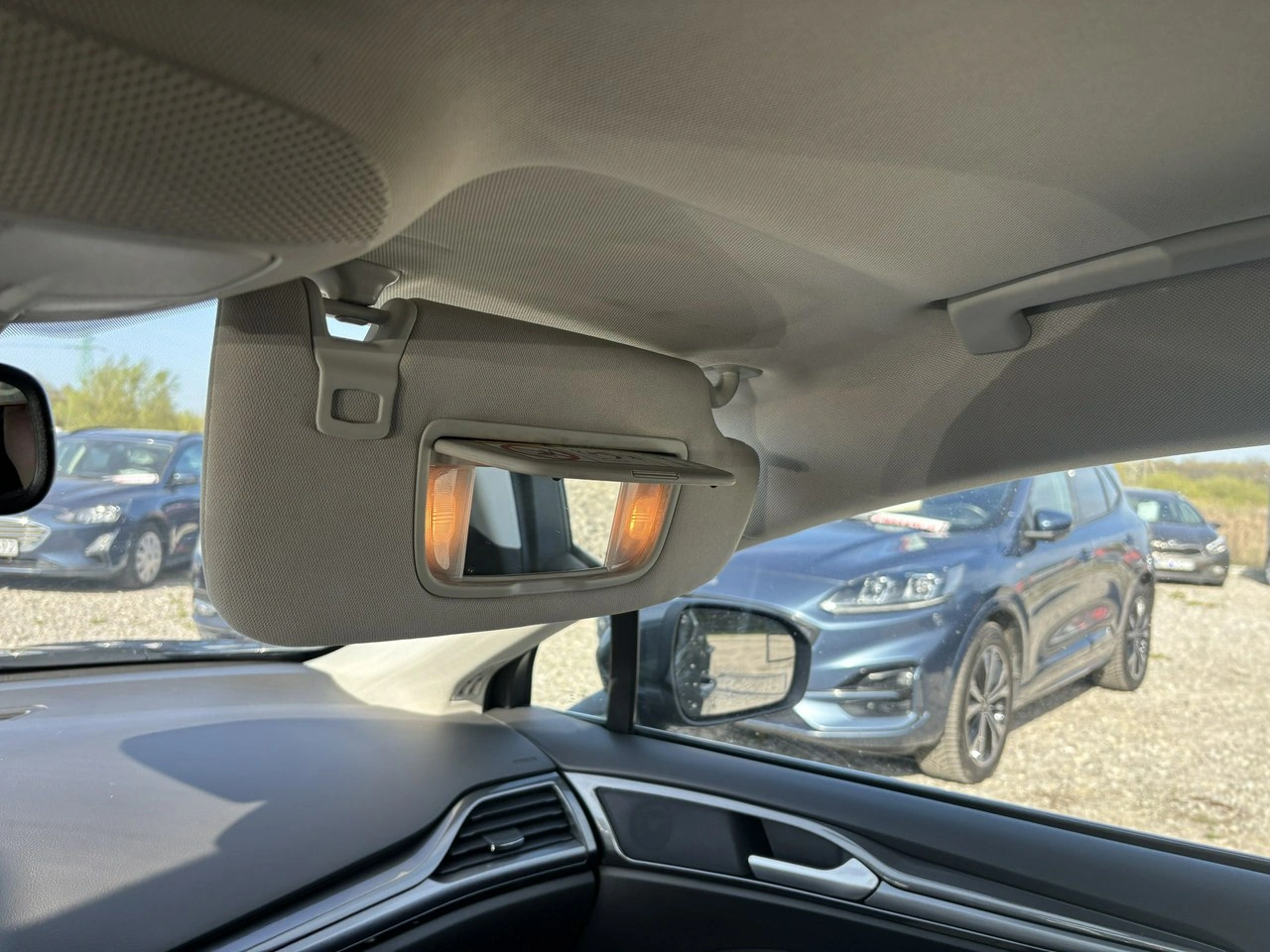 Ford Mondeo - Zdjęcie 33