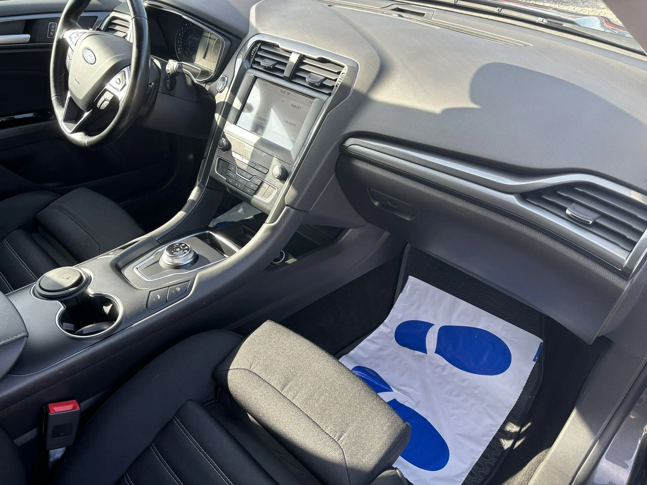 Ford Mondeo - Zdjęcie 42