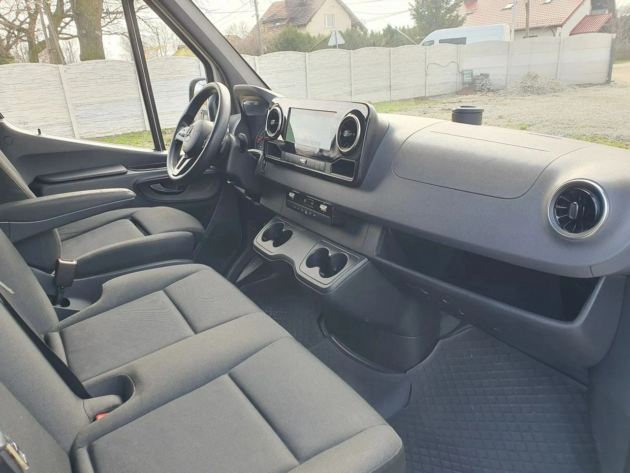 Mercedes Sprinter - Zdjęcie 22