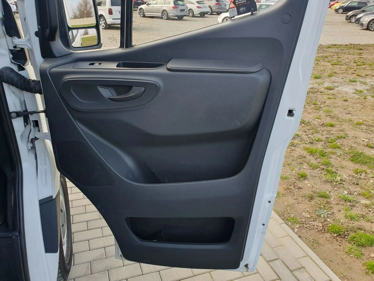 Mercedes Sprinter - Zdjęcie 24