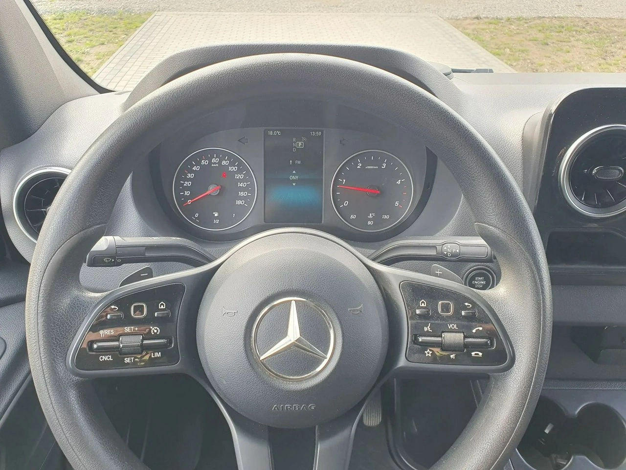 Mercedes Sprinter - Zdjęcie 25