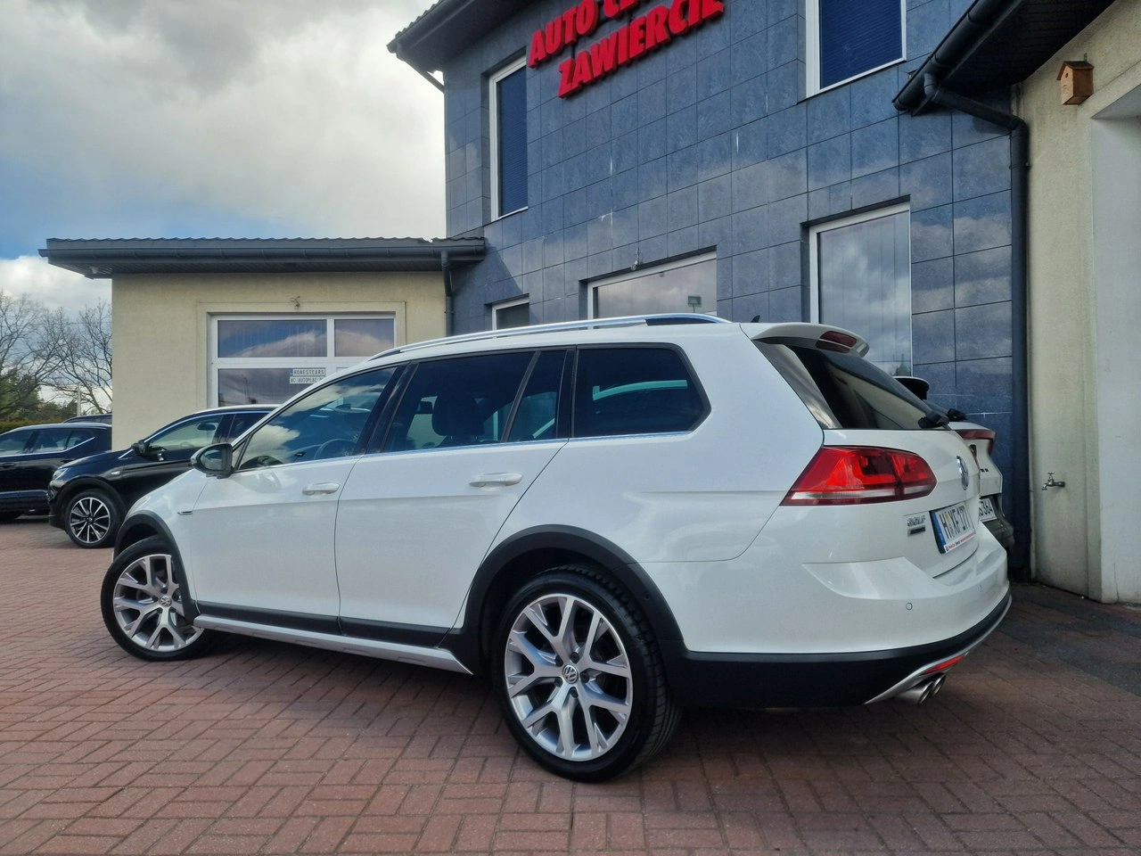 Volkswagen Golf Alltrack - Zdjęcie 9