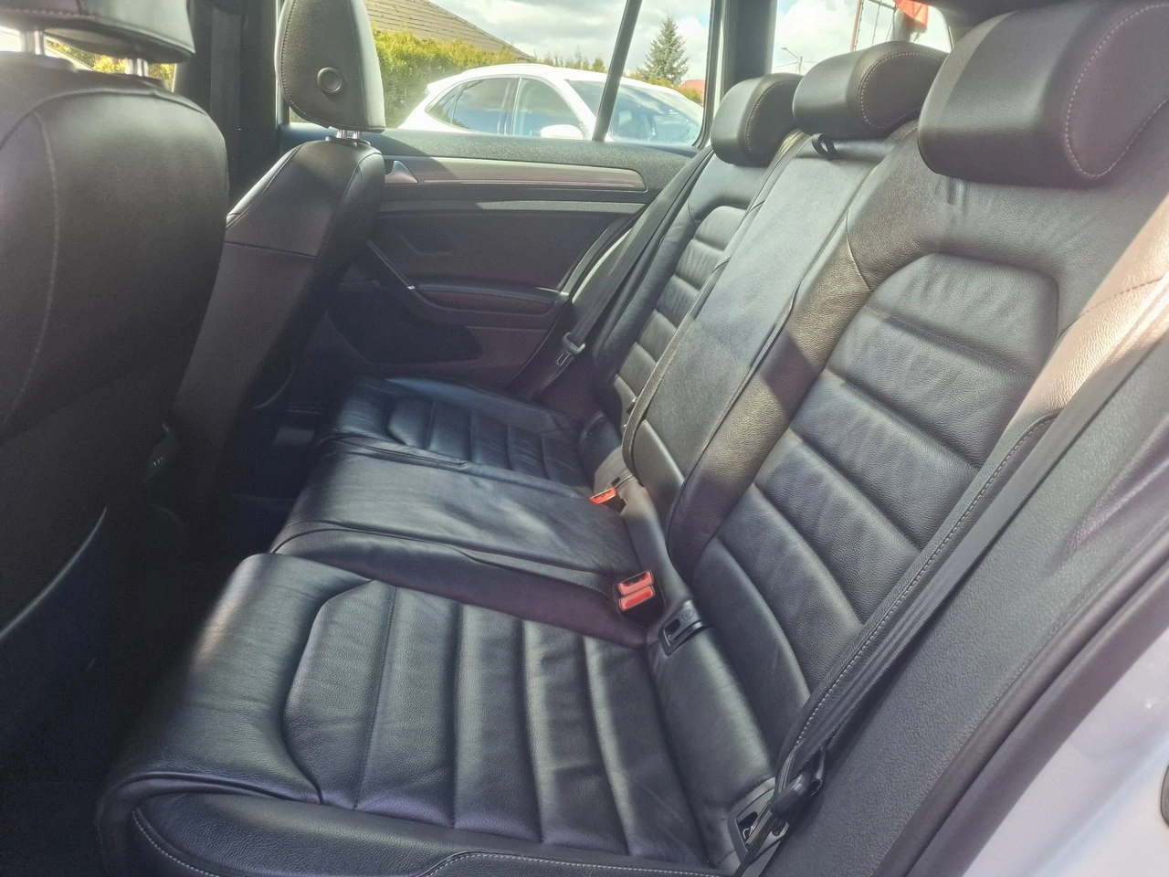 Volkswagen Golf Alltrack - Zdjęcie 21