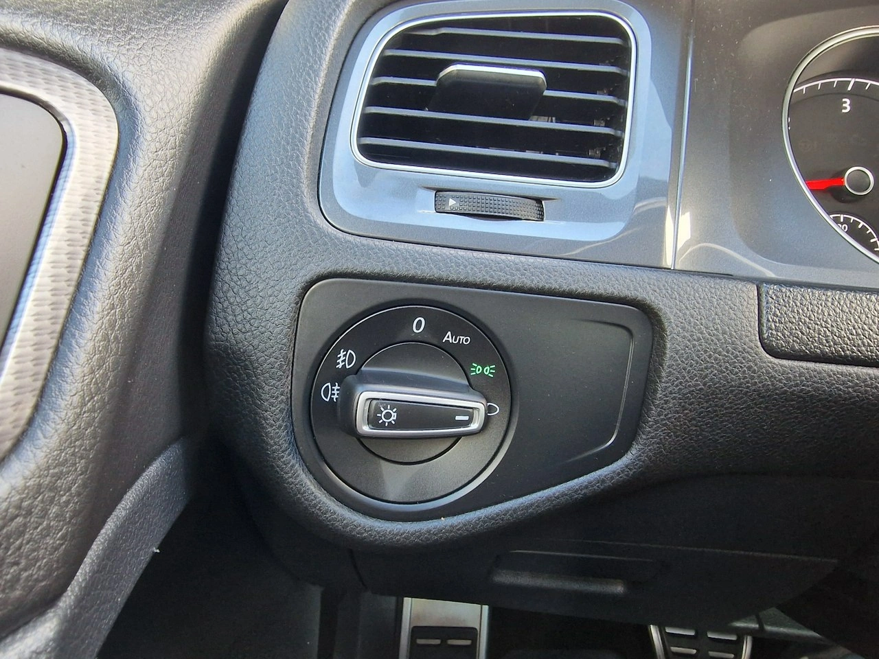 Volkswagen Golf Alltrack - Zdjęcie 38