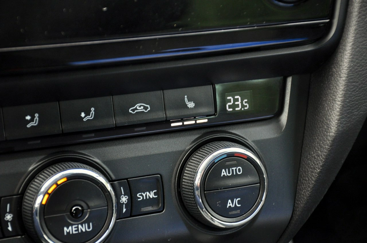 Skoda Octavia - Zdjęcie 32