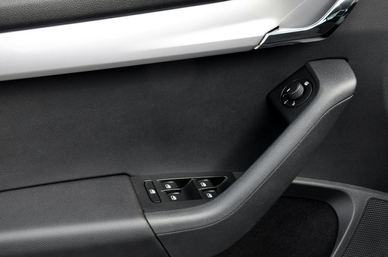 Skoda Octavia - Zdjęcie 36