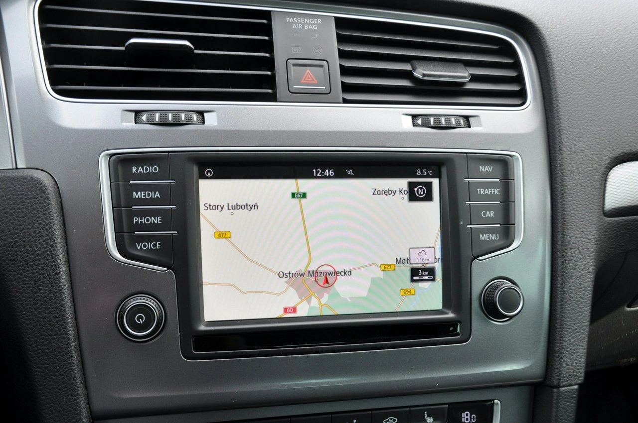 Volkswagen Golf - Zdjęcie 30