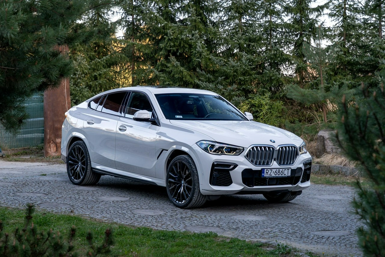 BMW X6 - Główne zdjęcie