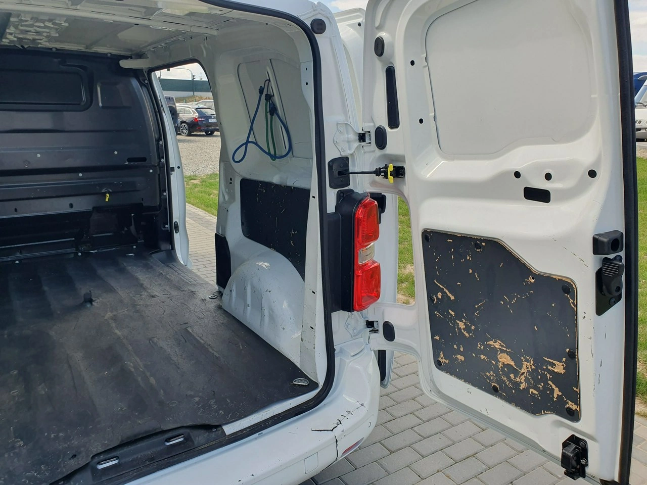 Opel Vivaro - Zdjęcie 16