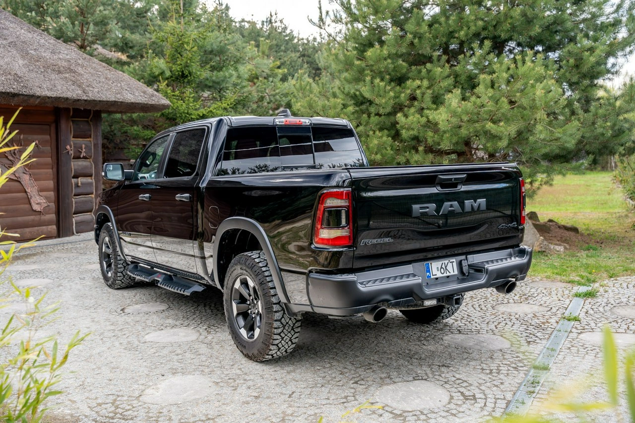 RAM 1500 - Zdjęcie 1