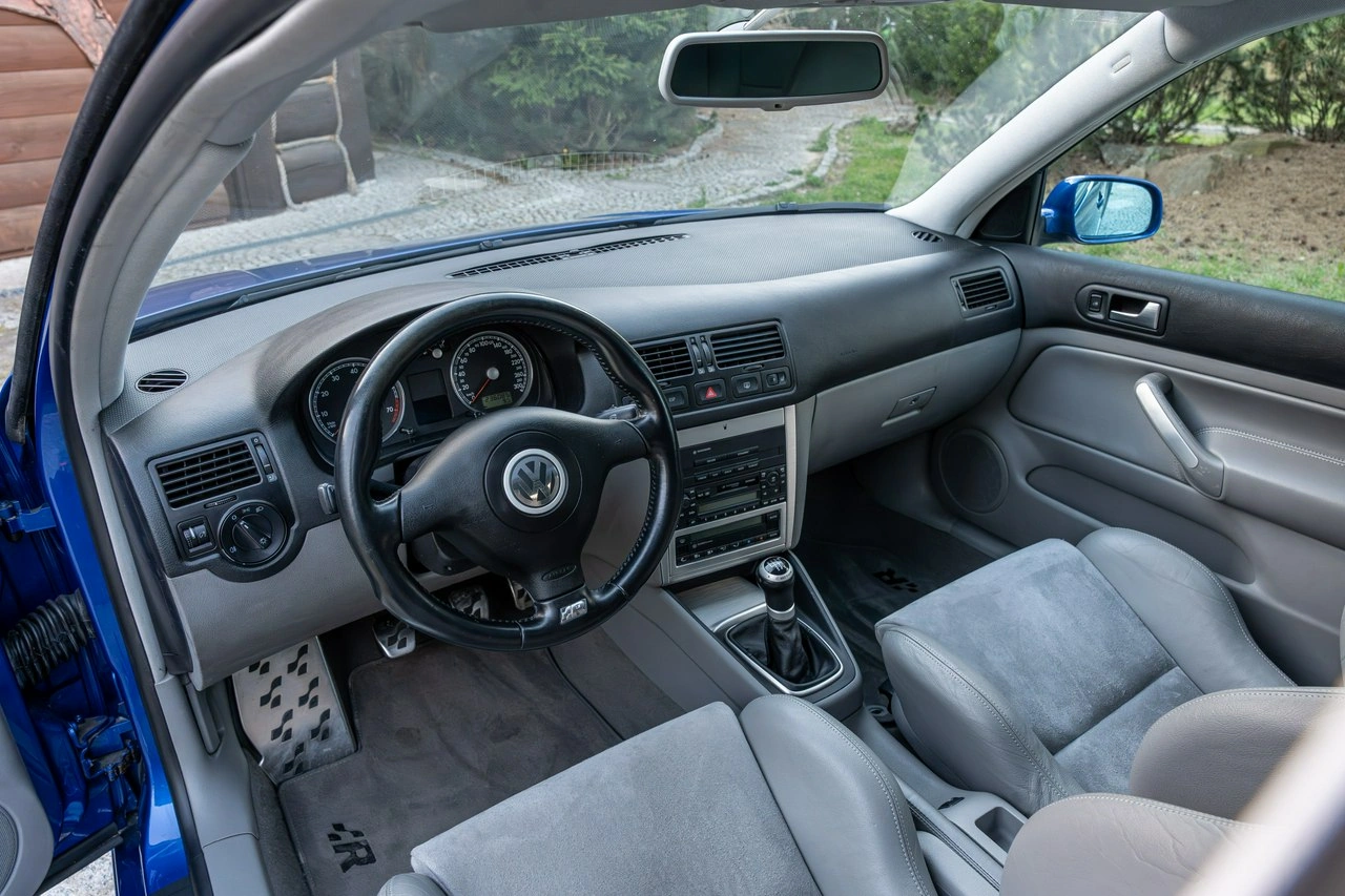 Volkswagen Golf - Zdjęcie 39