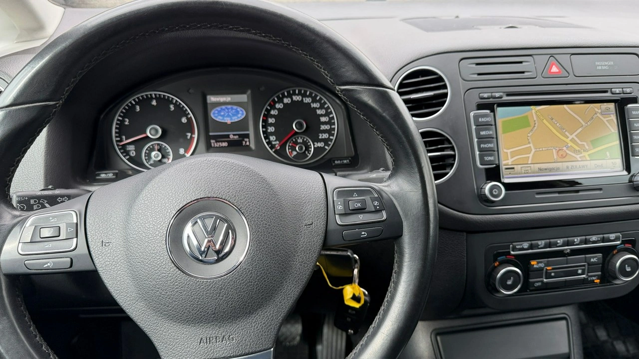 Volkswagen Golf Plus - Zdjęcie 21