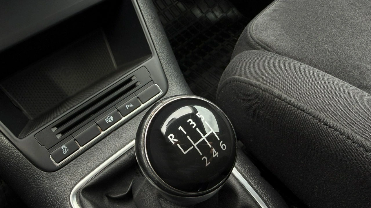 Volkswagen Golf Plus - Zdjęcie 28