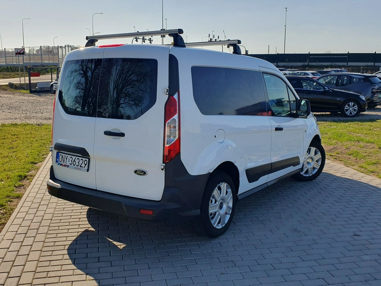 Ford Connect - Zdjęcie 27