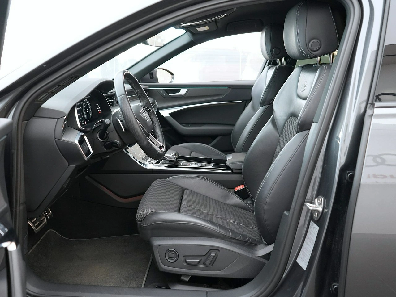 Audi A6 - Zdjęcie 13