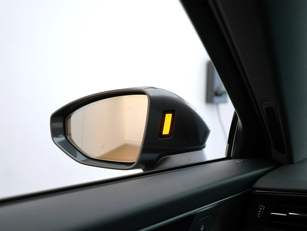 Audi A6 - Zdjęcie 24