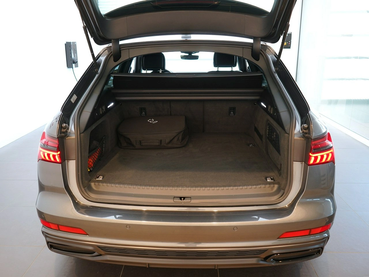 Audi A6 - Zdjęcie 8