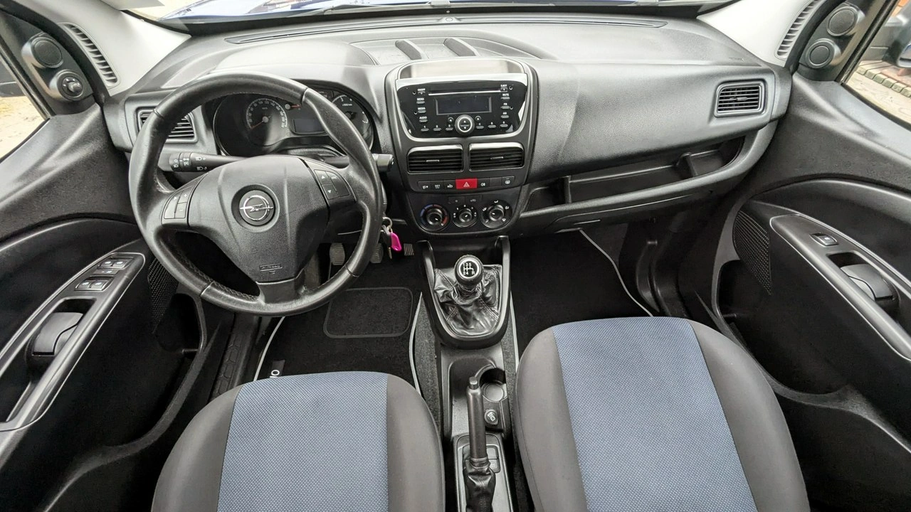 Opel Combo - Zdjęcie 20