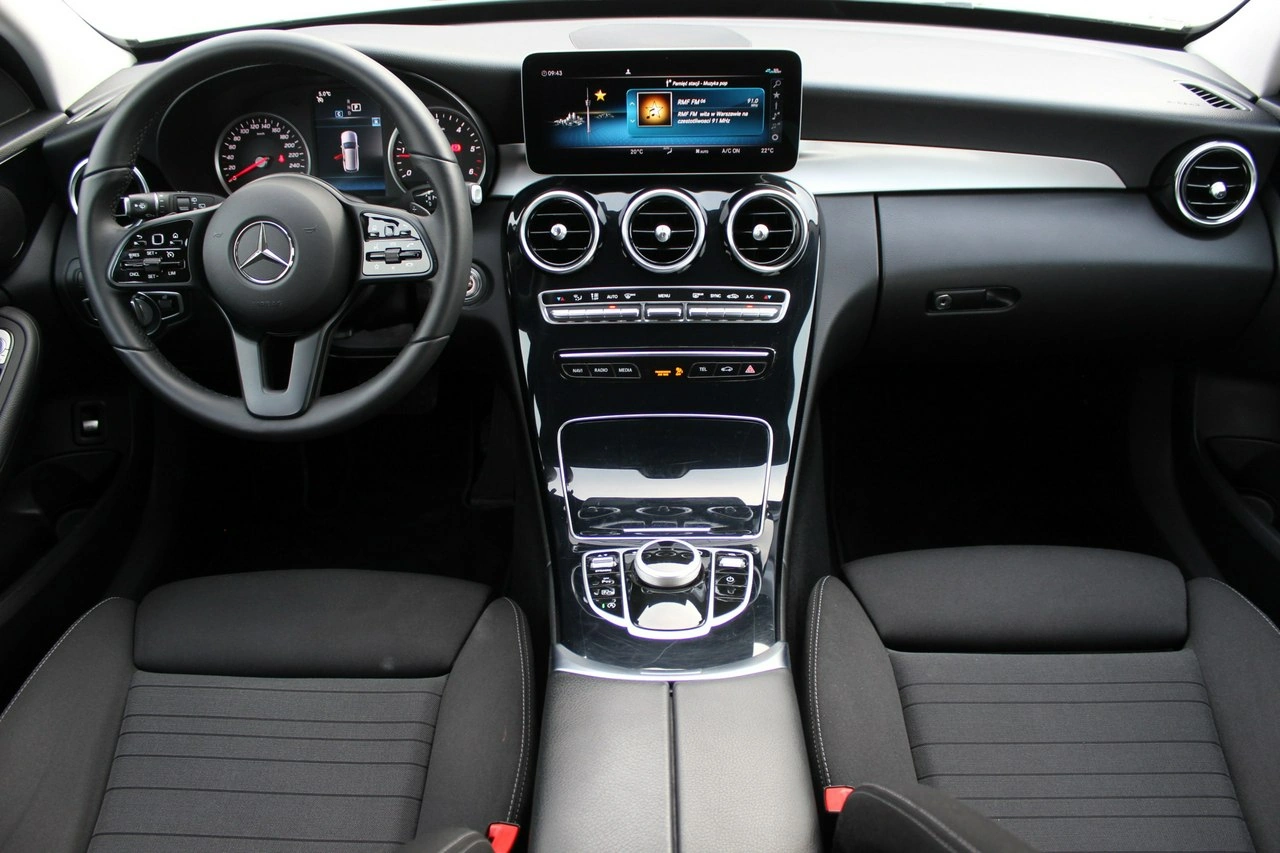 Mercedes C 200 - Zdjęcie 9