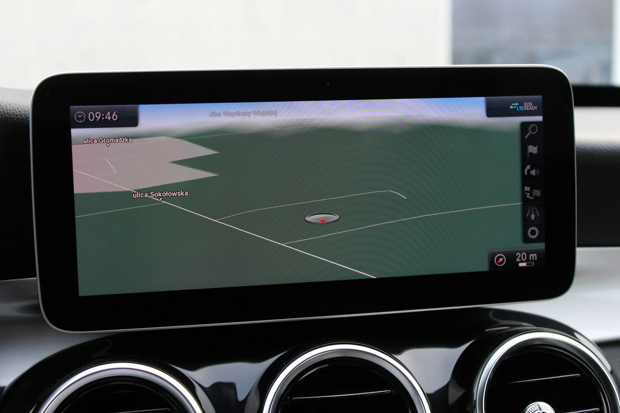 Mercedes C 200 - Zdjęcie 22