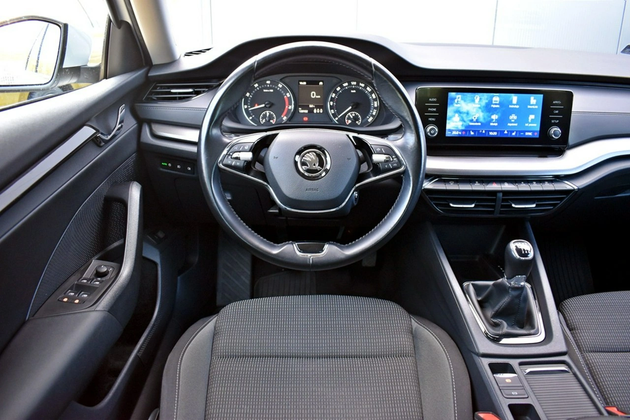 Skoda Octavia - Zdjęcie 13