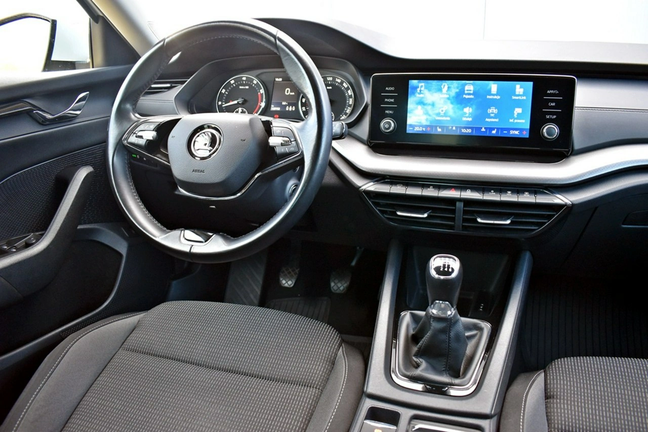 Skoda Octavia - Zdjęcie 16