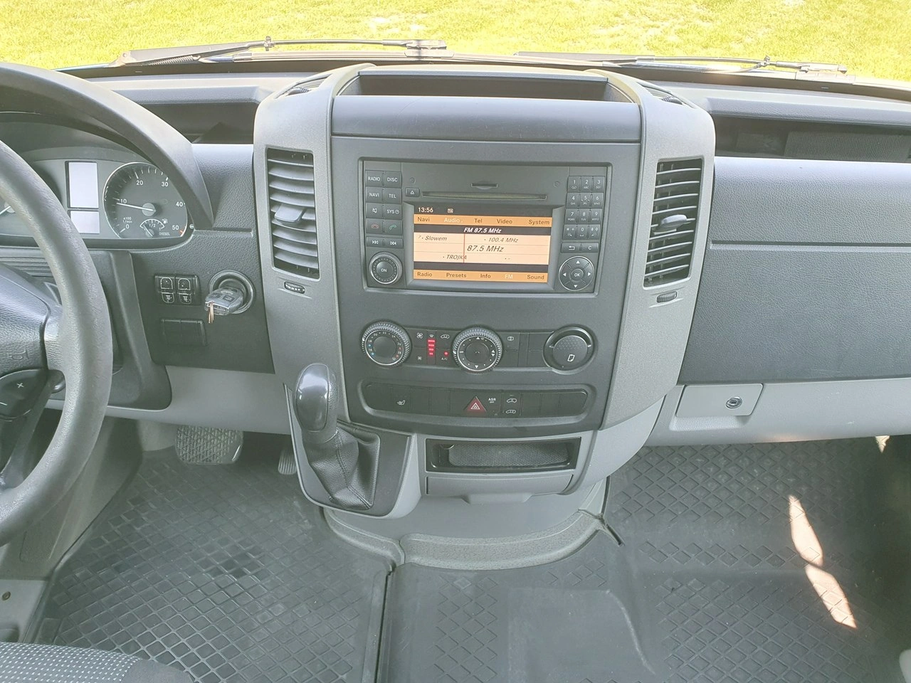 Mercedes Sprinter - Zdjęcie 19