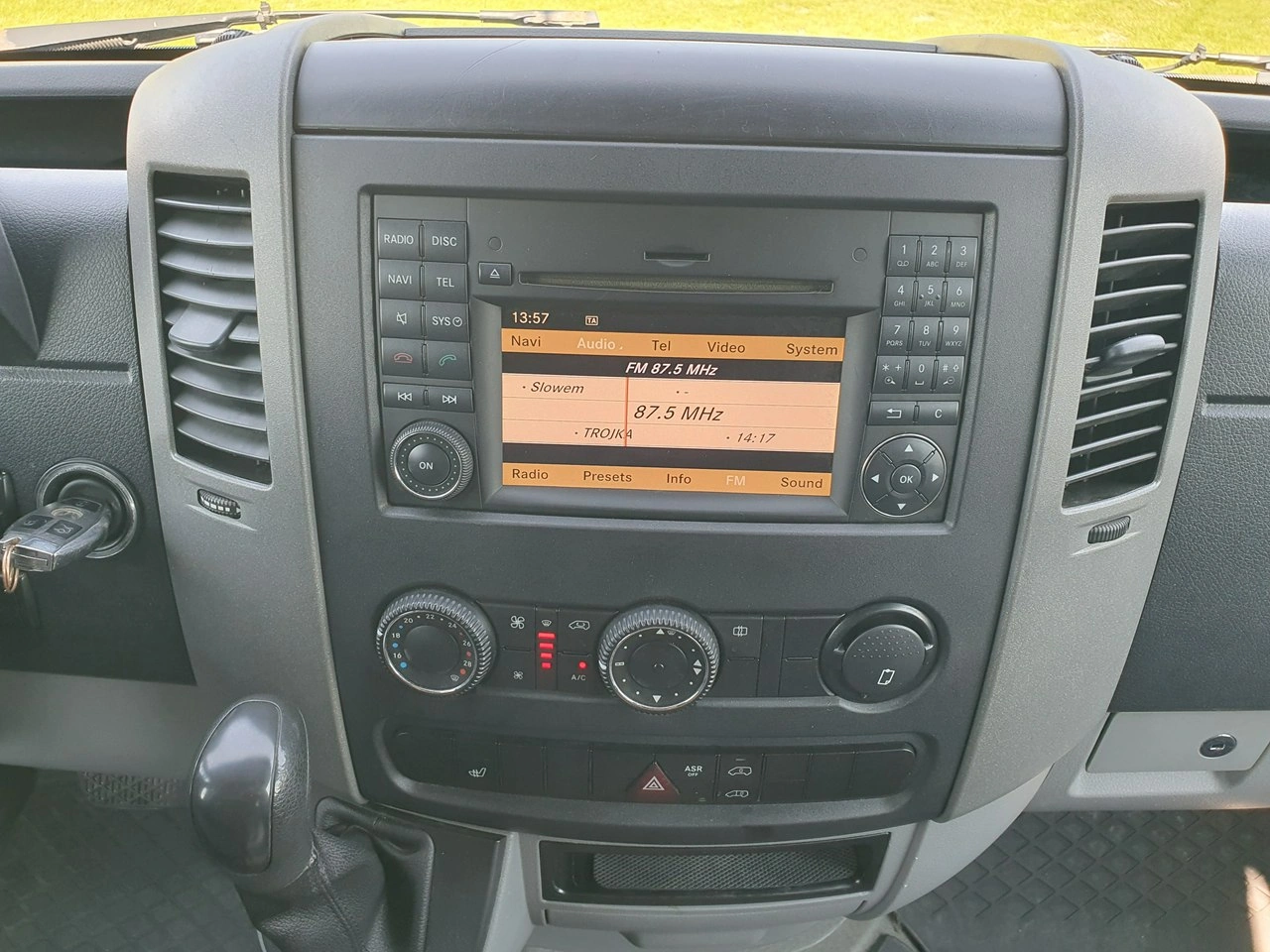 Mercedes Sprinter - Zdjęcie 20