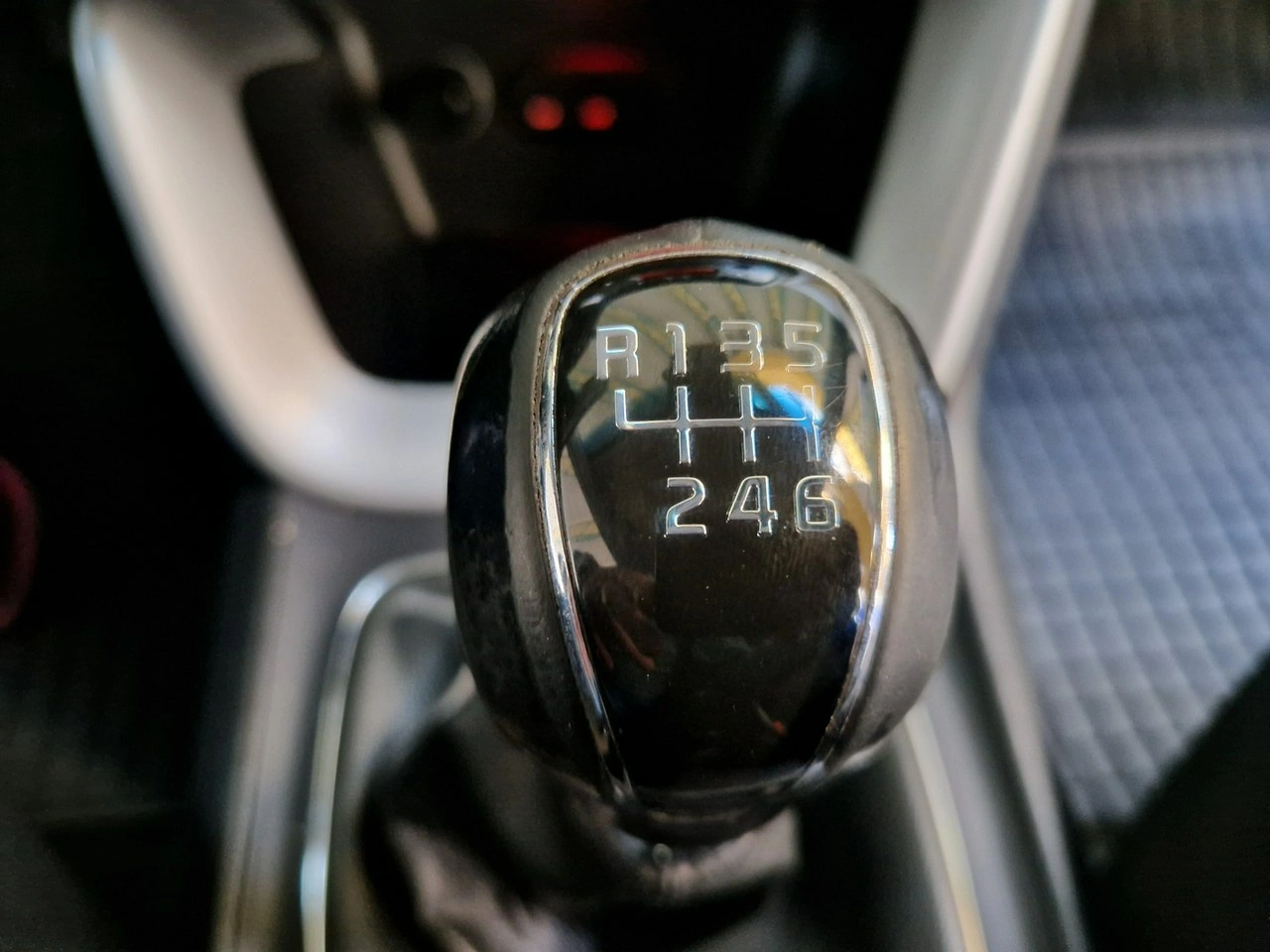 Kia Ceed - Zdjęcie 16