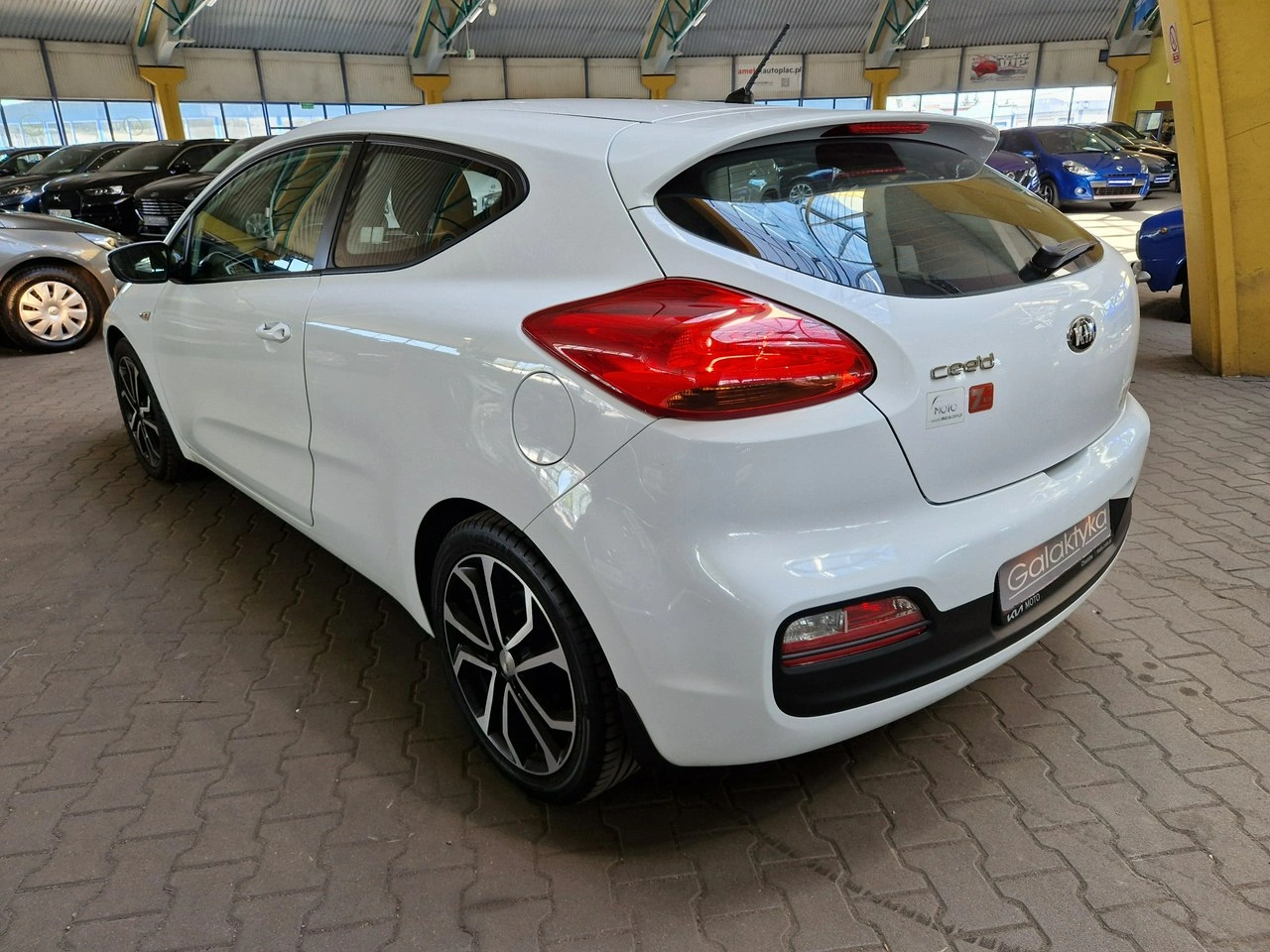 Kia Ceed - Zdjęcie 6