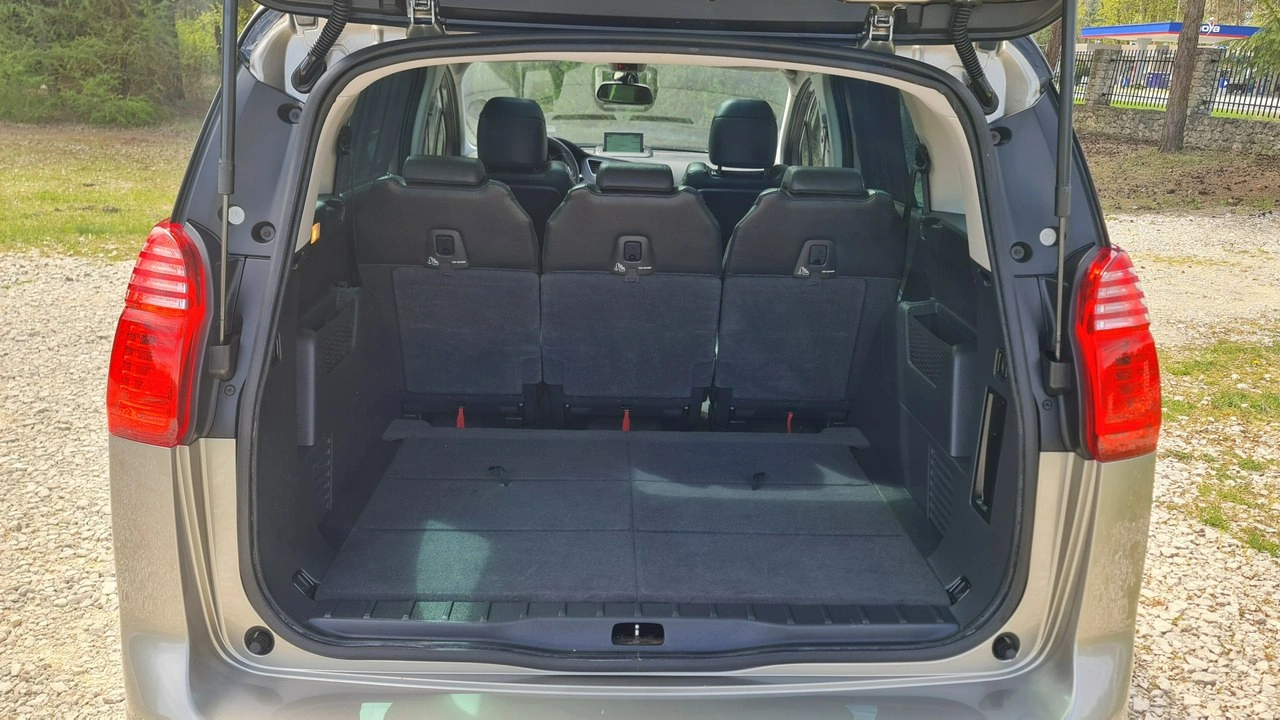 Peugeot 5008 - Zdjęcie 34
