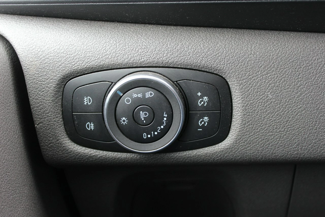 Ford Transit Custom - Zdjęcie 18