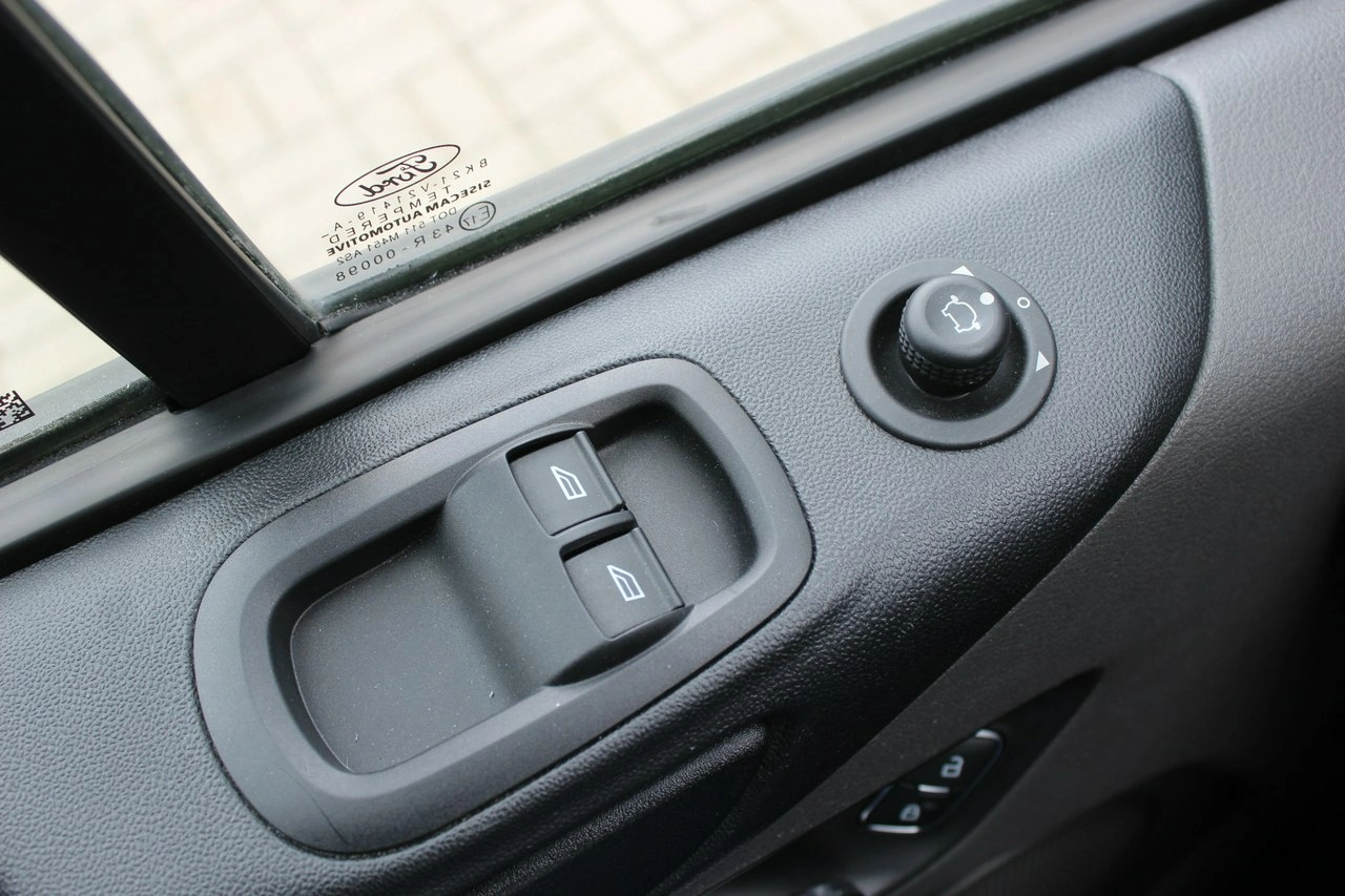 Ford Transit Custom - Zdjęcie 19