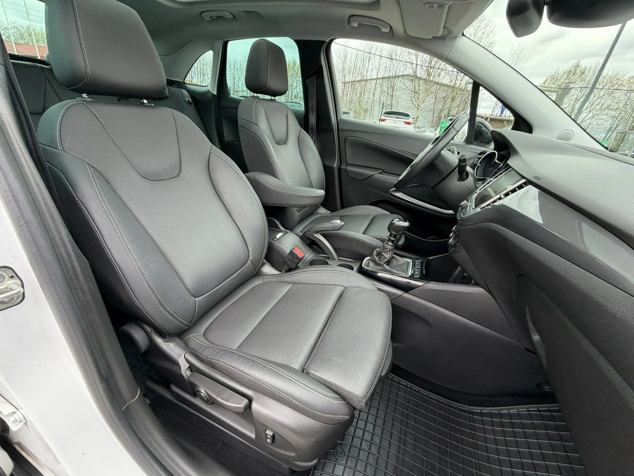 Opel Crossland X - Zdjęcie 34